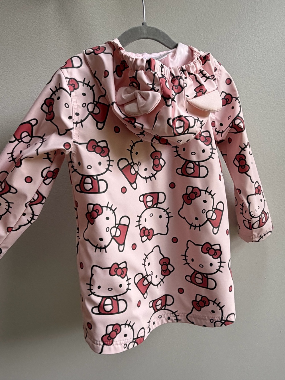 Hello Kitty Jacket - Picture 3 of 3